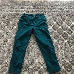 Victoria’s Secret EUC knockout capris